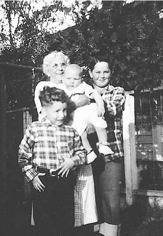 Mattie Holmes & Grandsons in 1949