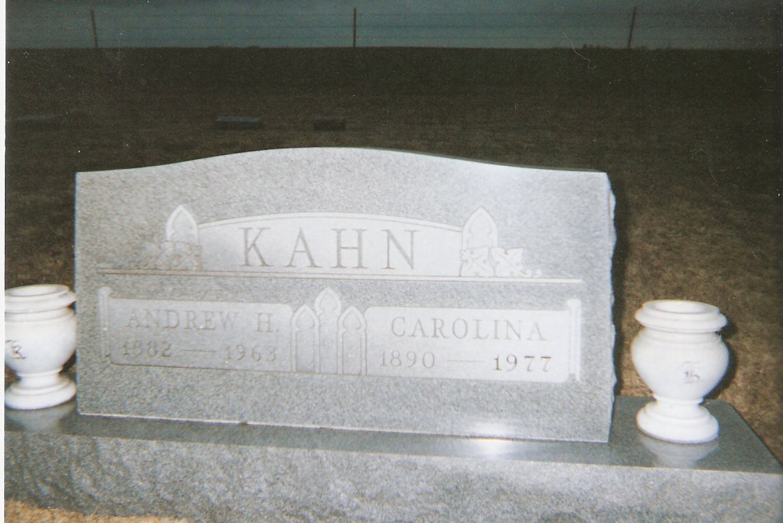 Andrew H Kahn and wife Carolina Koehn
