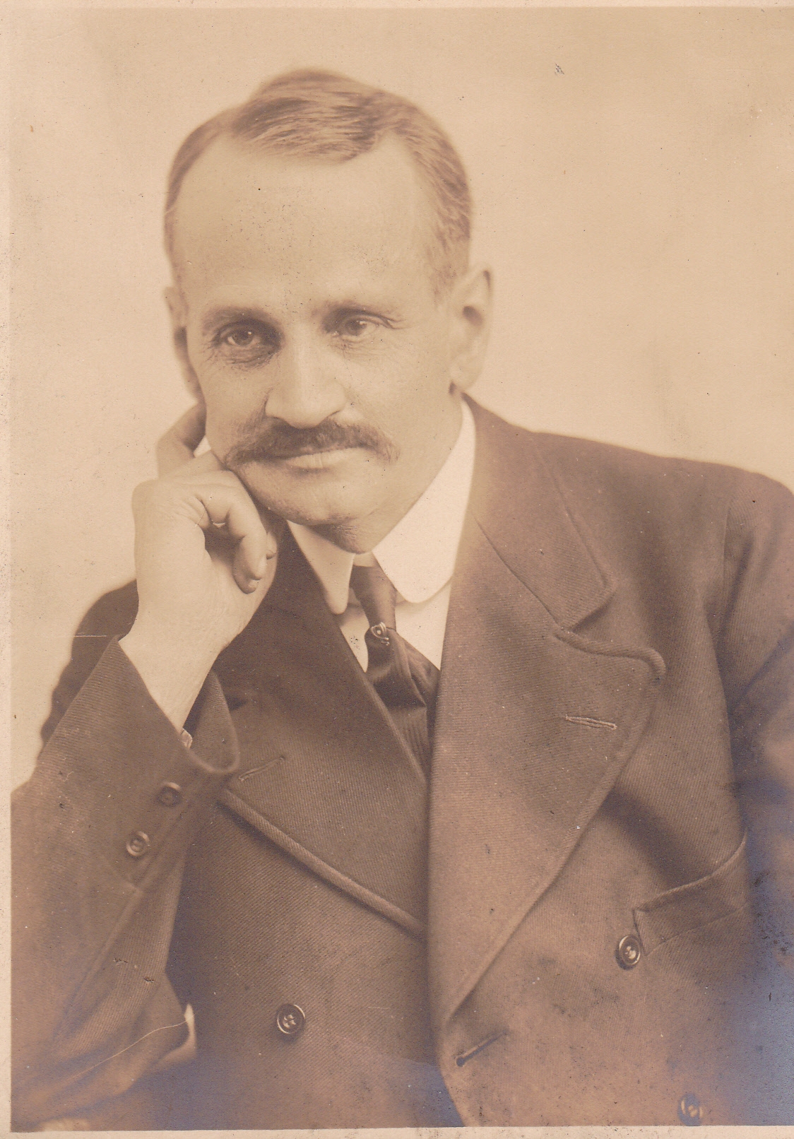 William G Sheive