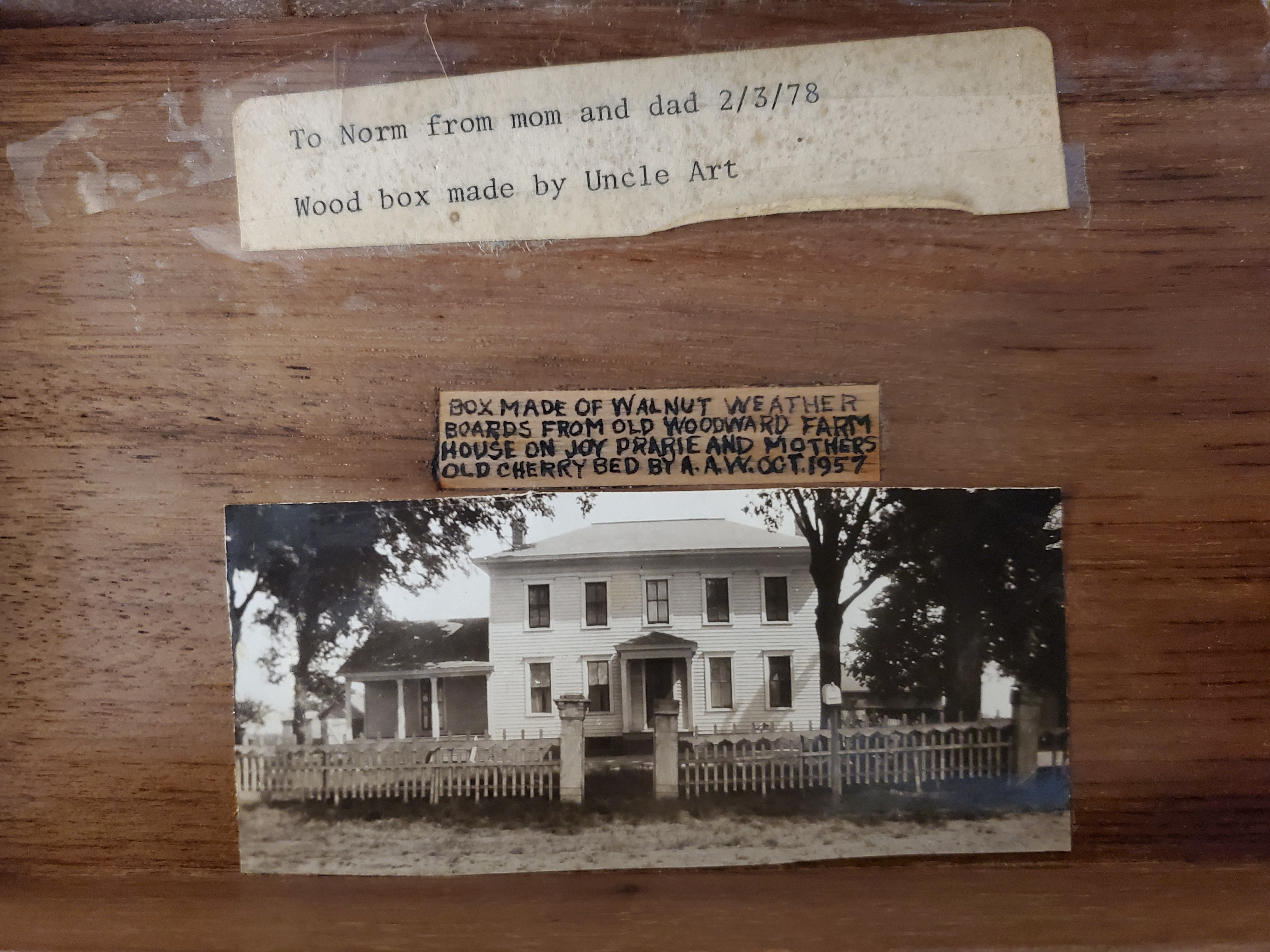Wagner Family Box; picture of Woodward Farm Joy Prairie, Il