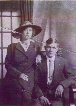 George Ross Kirkpatrick 1896-1935 and sister, Flora Belle Kirkpatrick 1895-1935