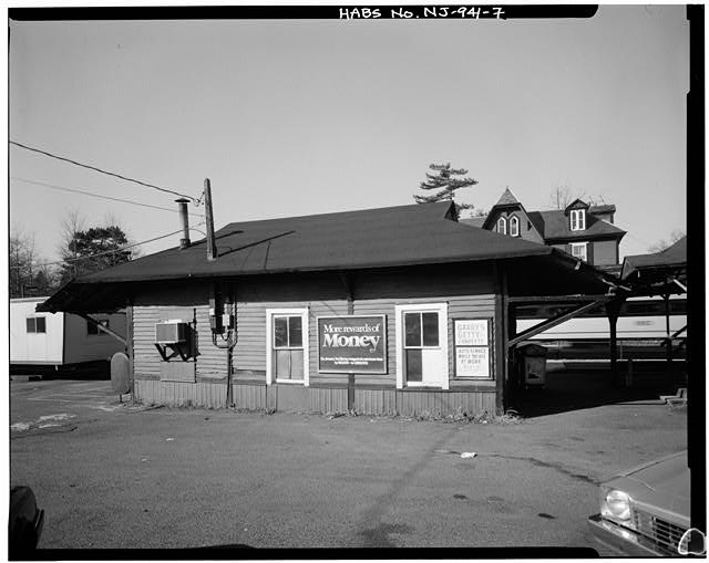 7. VIEW NORTHWEST, SOUTHEAST (REAR) ELEVATION - Fanwood...