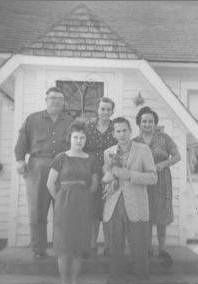 Rose Galgoczi surrounded by her sister's family