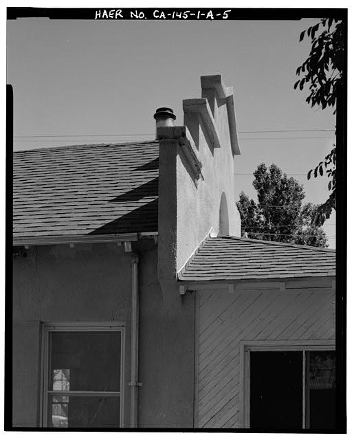 5. SIDE VIEW OF FRONT PARAPET GABLE. VIEW TO NORTH. -...