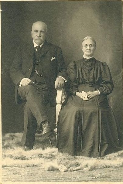 Mr & Mrs. James Blackie