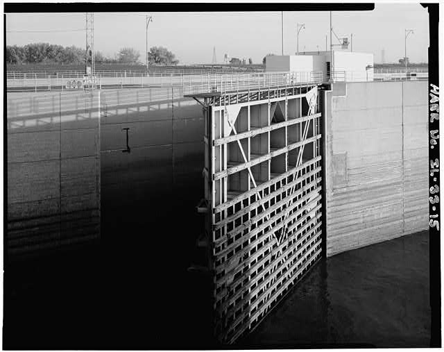 15. DETAIL VIEW OF MAIN LOCK MITER GATE IN PARTIALLY...