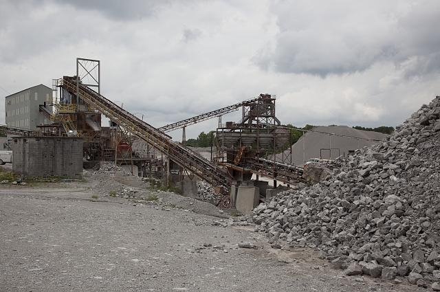 Vulcan Materials Company limestone quarry, Tuscumbia,...