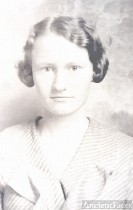 Wilda Rhodes Bills