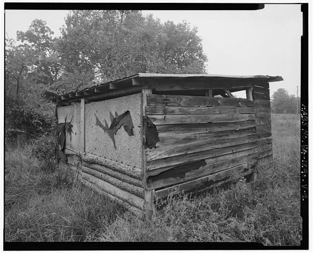 View to southeast - Edgewood Farm, Machine Shed, West...
