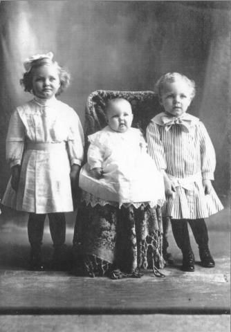Irene, Pauline and Albert Frahm, Nebraska 1910