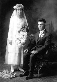 Anna (Kirscht) & Rudolph Roden, Minnesota 1919