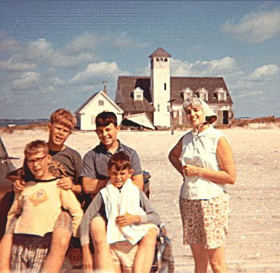 Margaret Halkett with her sons &  Ellsberry boys