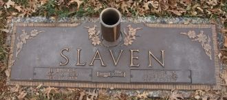 Lottie & Harry Slaven gravesite