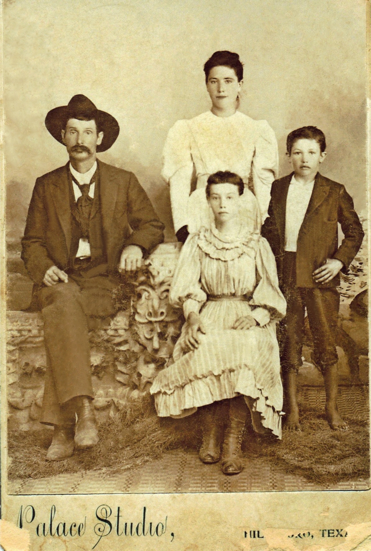 James & Cassie Morgan Family, TX