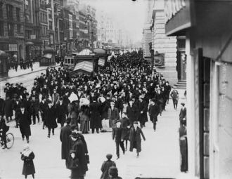 New York, N.Y.--Suffragettes on 23rd Street