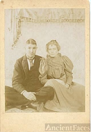Mr. and Mrs. Chas. Howard,formerly Gertrude Folsom