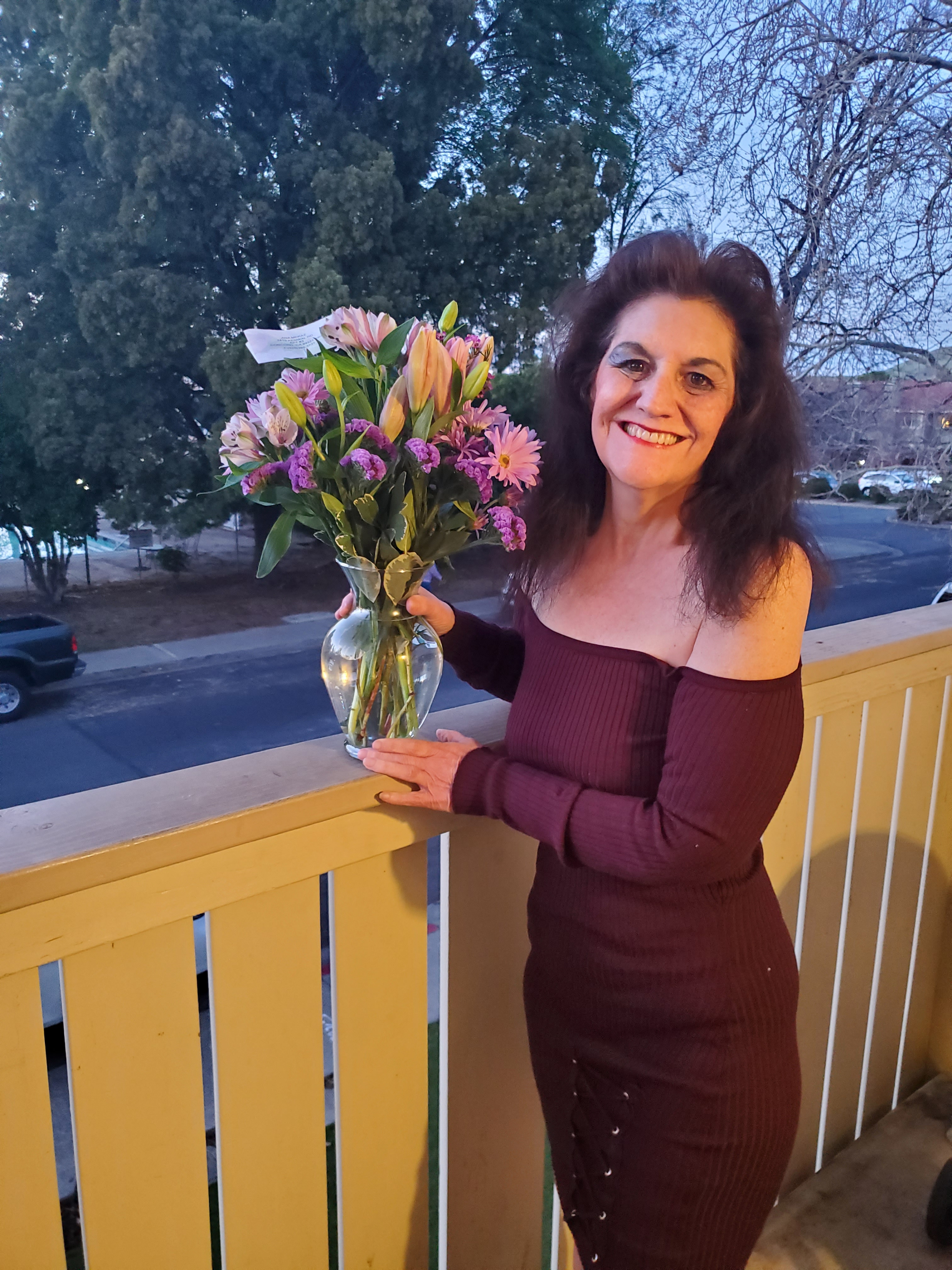 Ileana loves flowers