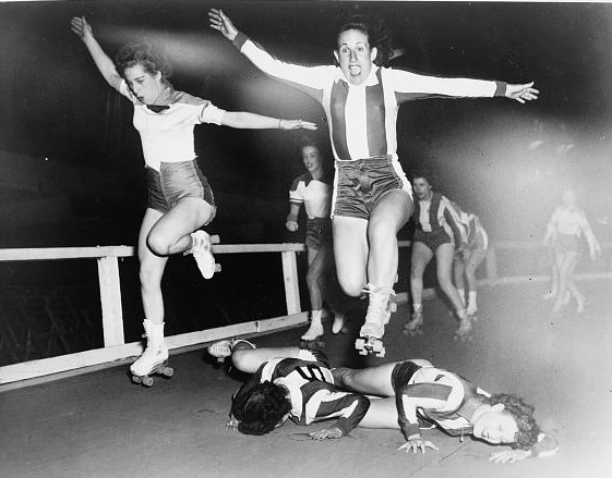 Roller Derby skaters