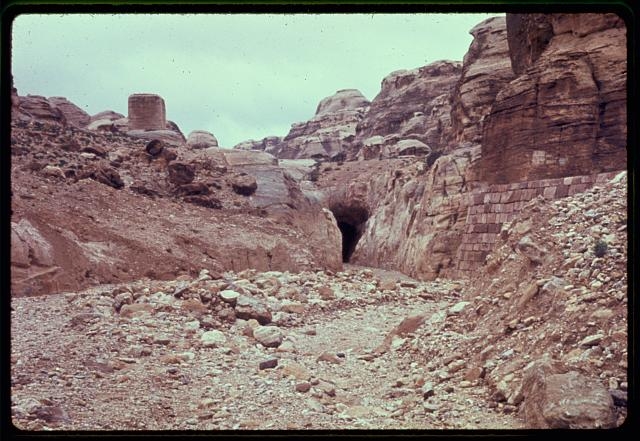 Petra. Nabatean dam