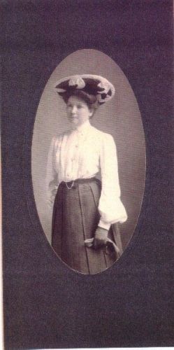 Esther Berkemeier Lechelt