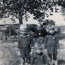 Donald Hastings, Jo Ann and Cornelia Sue Allen