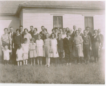 The 1922 Family Reunion with Hugh and Rosa (Viviahn) Sheeks, Their Children, Their Children's Spouses,  And Their Grandchildren