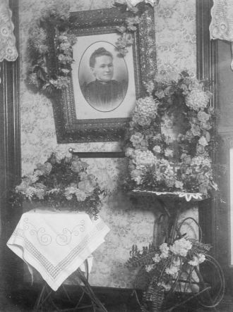 Mrs. Itley's Funeral Flowers
