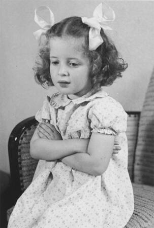 Eva Minzer