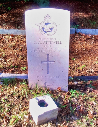 CWGC Headstone Of Service Number 89077 Pilot Officer Douglas Arthur Attewell Royal Air Force.