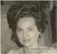 Billie Elizabeth (Robbins) Hill