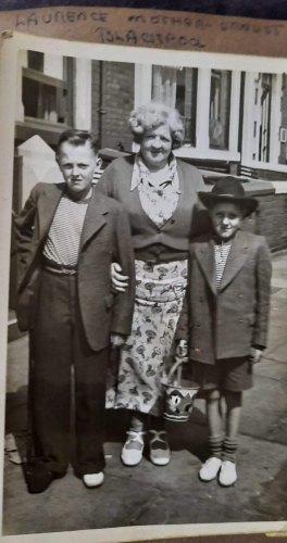 Cariss family