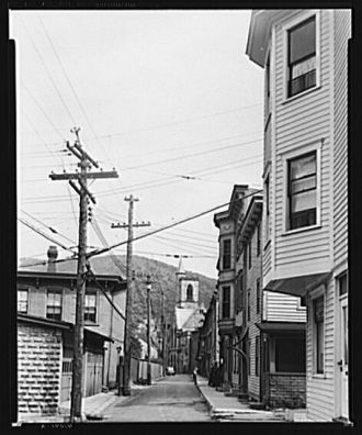Rose Street with Bear Mountain in the background. Mauch...