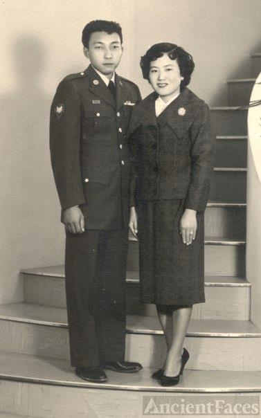 George & Jane (Kazuko) Nakamoto, Hawaii