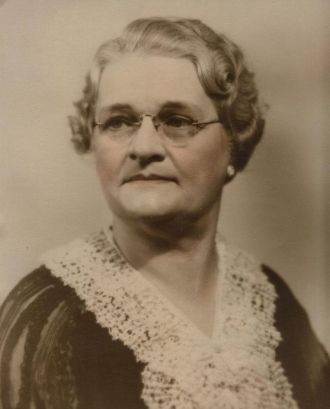 Dora McCarthy wife of John Henry Brieck Sr.