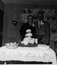 Clarence and Hildagard Freiburg Veile's wedding anniversary