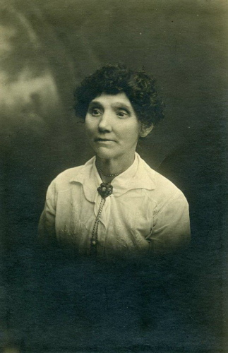 Younger Gertrude Leveson