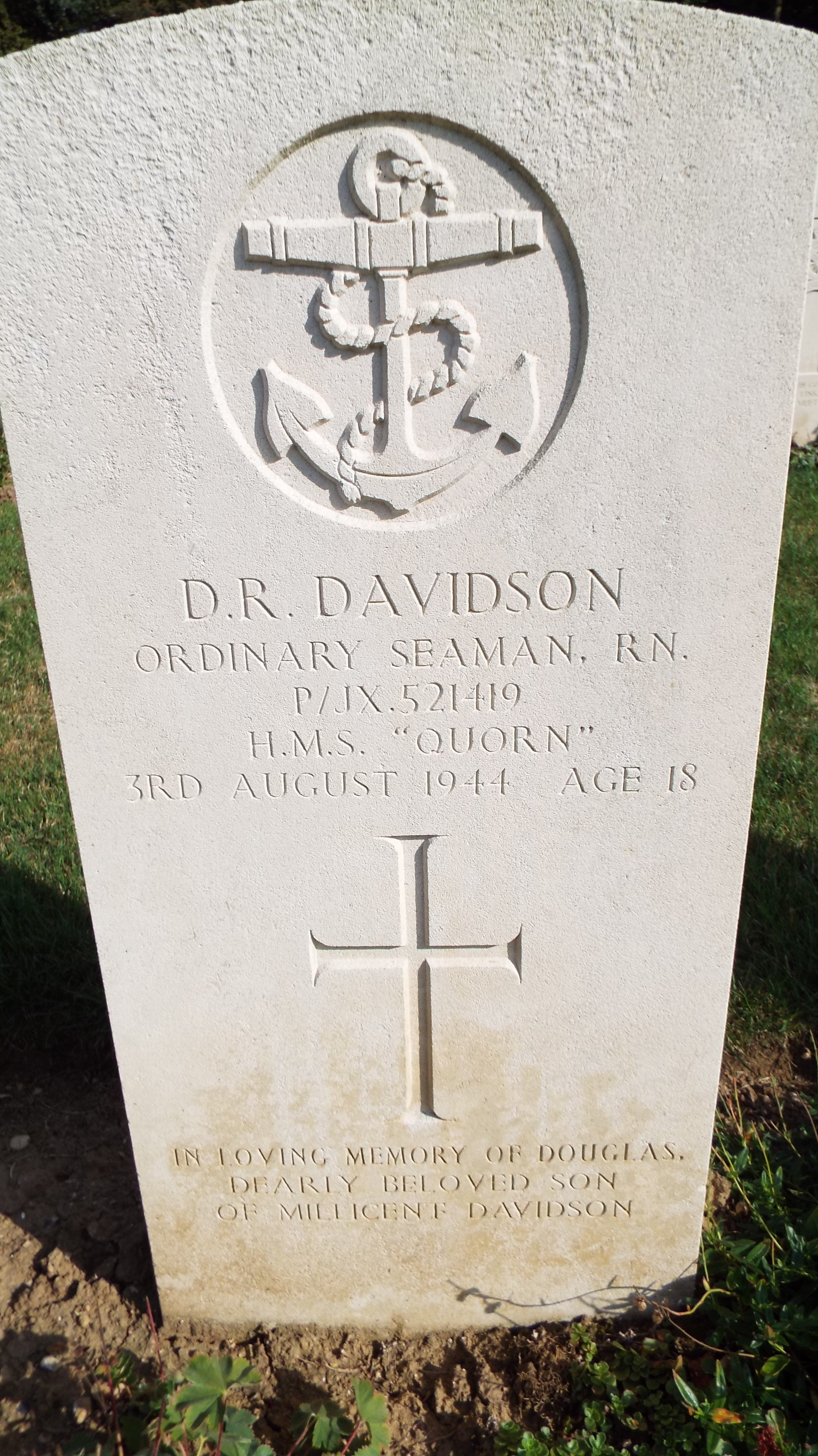 Douglas Ross Davidson Gravesite