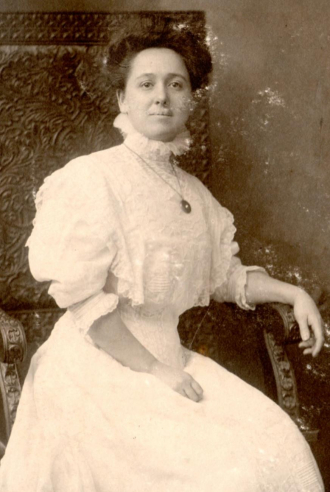 A photo of Lillian Ainley Snook