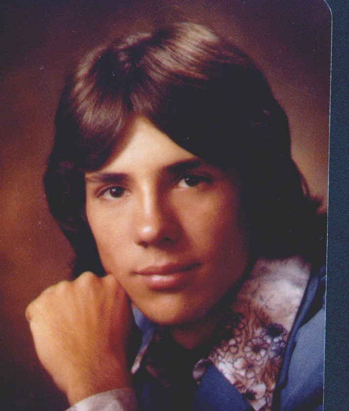 Dennis L Schoultz