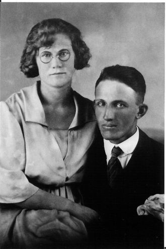 Oliver Custer Myers & Alma Rachel Gladys Humphrey