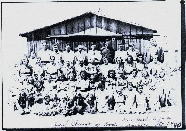 Rev Claud Jones and Congregation