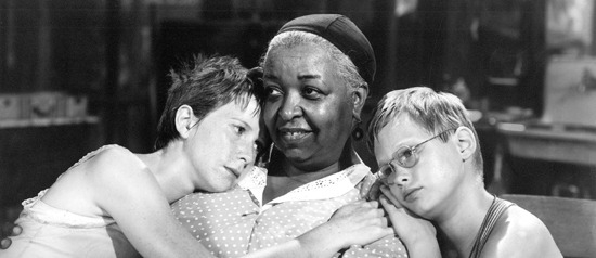 Ethel Waters with Julie Harris and Brandon deWilde.