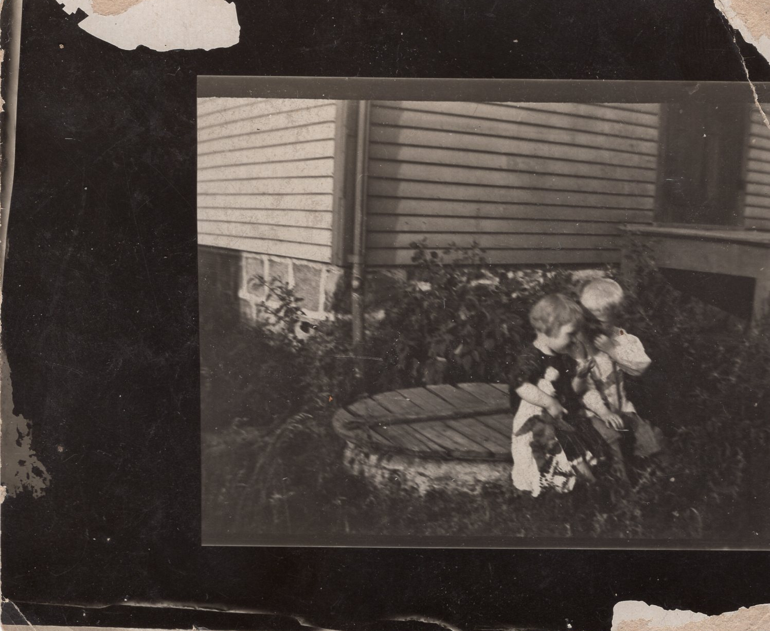 Helen E McNally