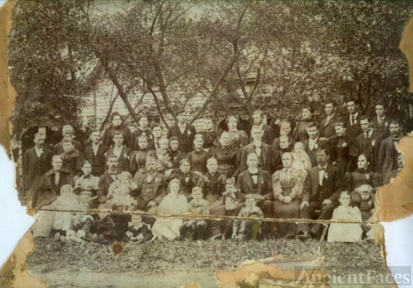Pearson Family Reunion? Ohio c 1895
