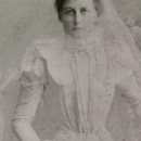 A photo of Lucy (Mcmahon) Dibbin