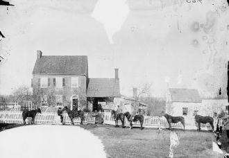 [Gettysburg, Pa., vicinity. G.J. White's house]