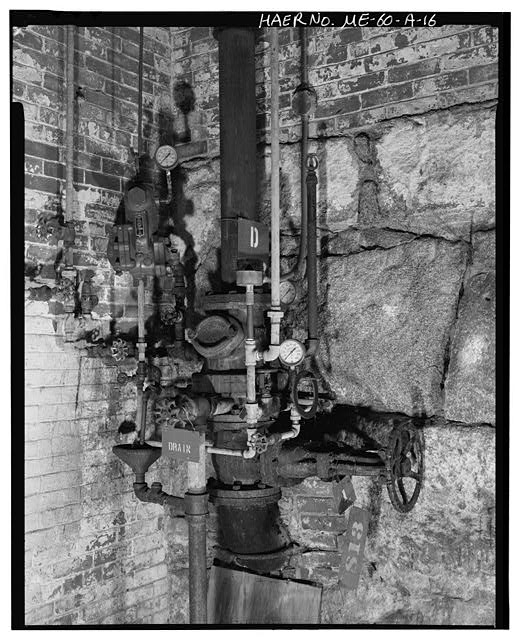 16. VIEW BASEMENT, WATER MAIN AND STEAM MAIN, LOOKING...