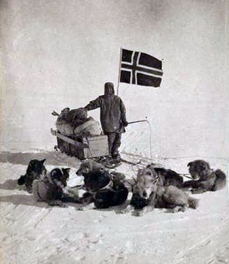 Roald  Engelbregt Amundsen, Norwegian Flag