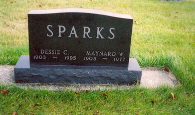 Maynard Waldo Sparks & Dessie Cleo Haflich gravestone