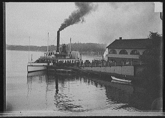 [Steamer Mt. Washington at dock, Weirs, N.H.]